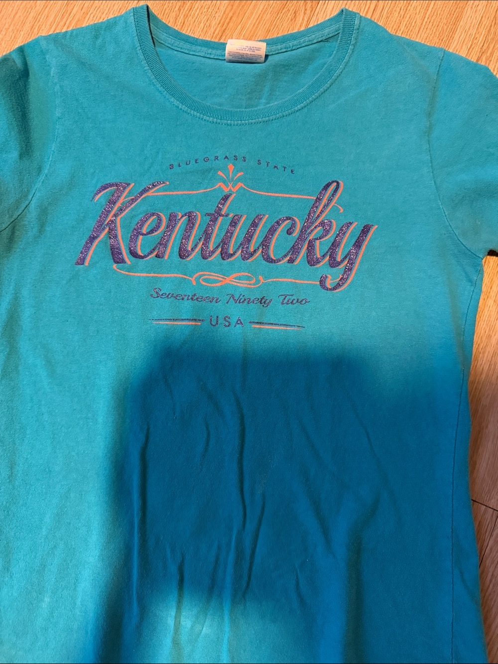 5 Piece Bundle Of Size Small T-Shirts 5/$25 - Picture 9 of 12